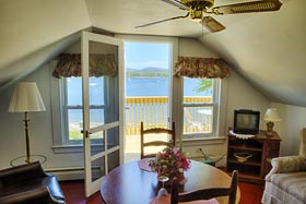 Lookout Cottage - Topside Rental